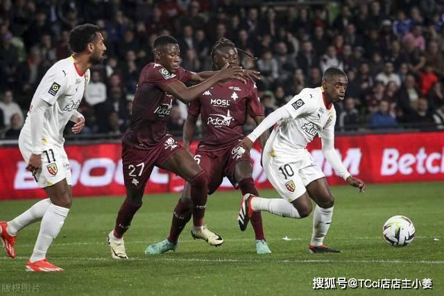 国家德比预演对攻战 皇马神锋或率队复仇巴萨