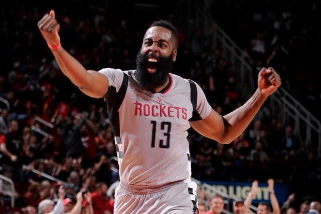 24岁哈兰德欧冠打进51球 只比26岁梅西少1球